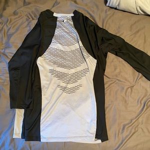 Pittsburg Pirates long sleeve shirt